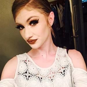 Meet your Posher, Hailey